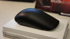 Microsoft Touch Mouse Unboxing 2011-08-22 006