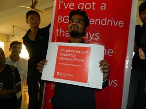 Microsoft student partners in India hold Smoked by Windows phone challenges.