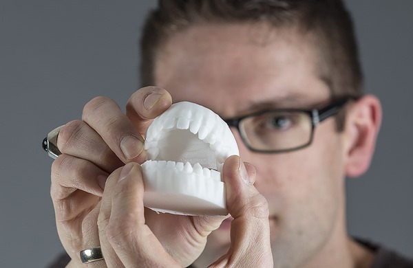 Gavin-wtih-3D-printed-ABS-teeth-1200