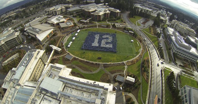 Microsoft-OSG-12thManFlag-NearFinal-FromCopter-1