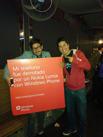 Aquí una persona que probó que Windows Phone es el más rápido de los teléfonos celulares.