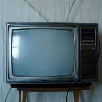 tv_old_sq