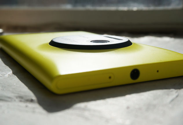 Nokia-Lumia-1020-camera-hump_featured
