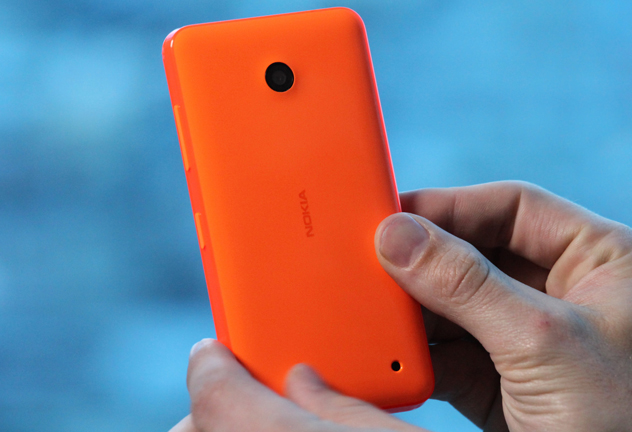 Lumia-635-orange_feat