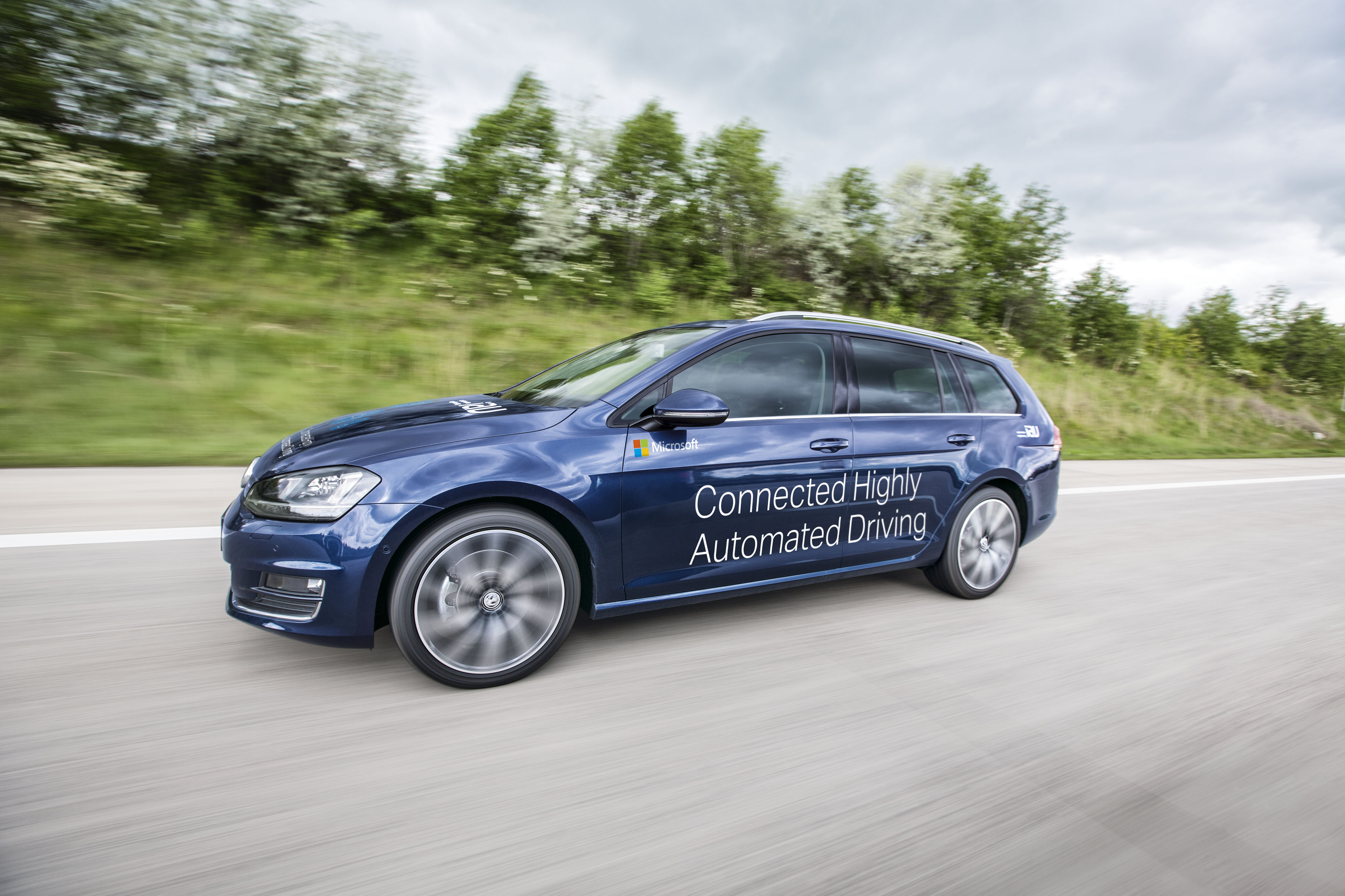 IAV connected highly automated driving
