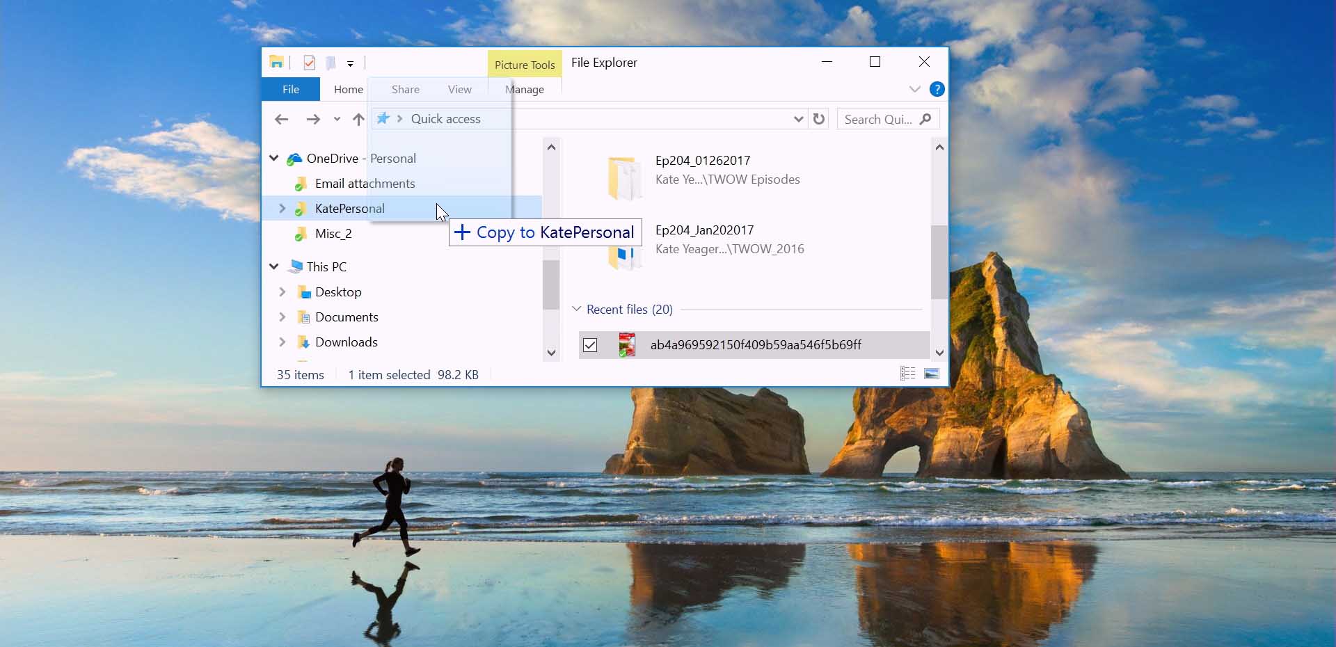 Windows 10 Tip: Stay in sync with OneDrive