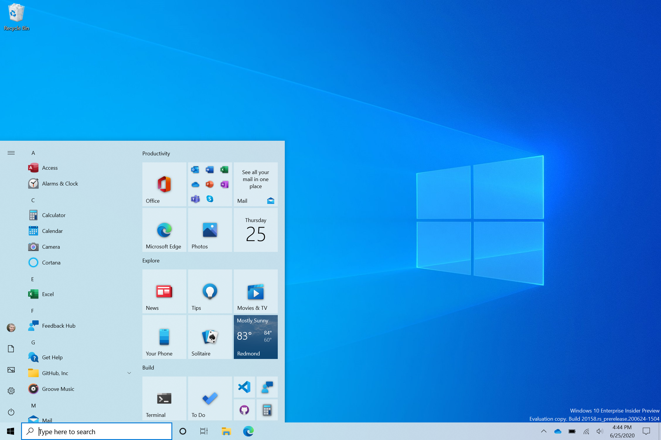 Windows 10 Start menu in light theme.