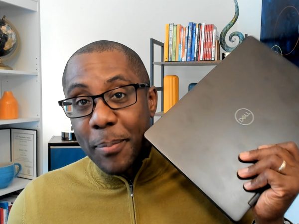 Ramon Ray holding one of his Dell laptops