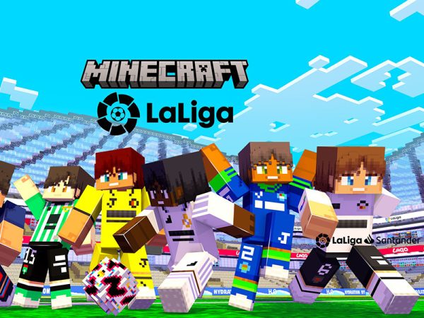 Minecraft soccer players along with the words Minecraft and LaLiga