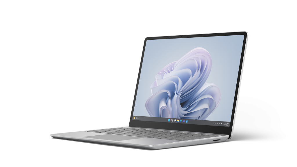 法人向け Surface Laptop Go 3: 超薄型設計で強力なパフォーマンスを発揮