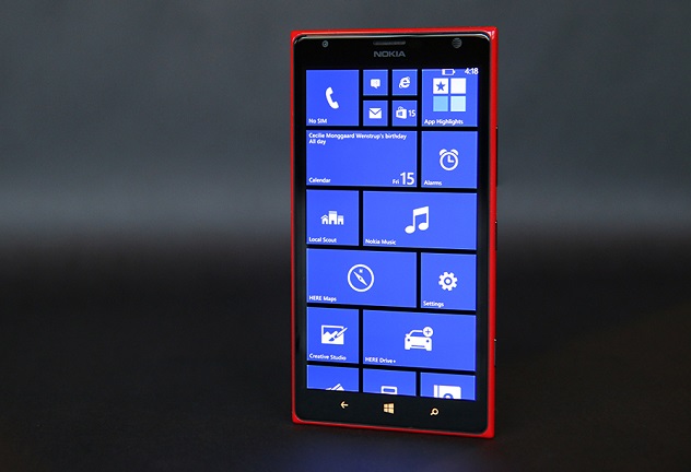 Nokia Lumia 1520 receives rave reviews.