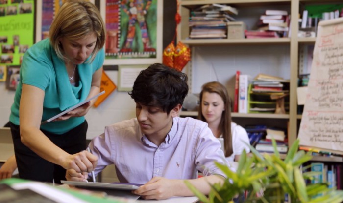 Cincinnati Country Day School chooses the Surface Pro 3