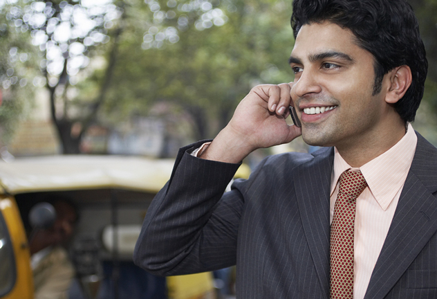 Mobile-phone-call-India_feat