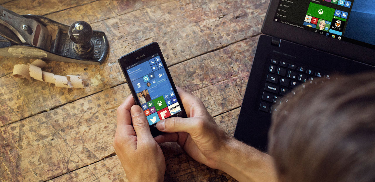 Lumia 550 and laptop