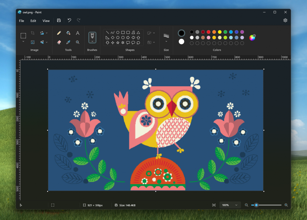 Paint in dark mode showing a drawing of an owl on the newly centered canvas.