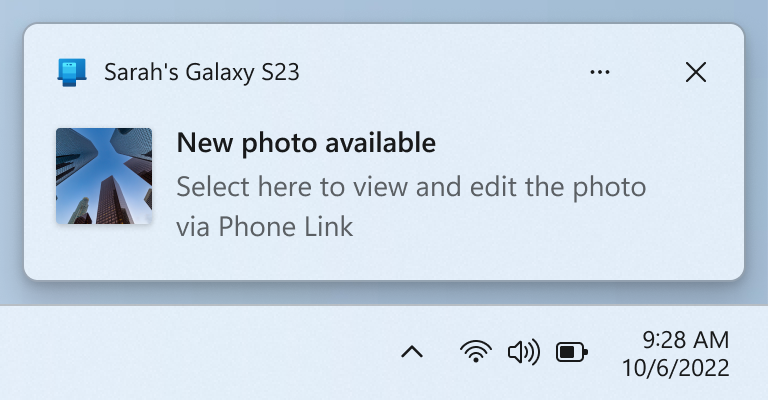 Phone Link notification prompting to open capture in Snipping Too for markup.